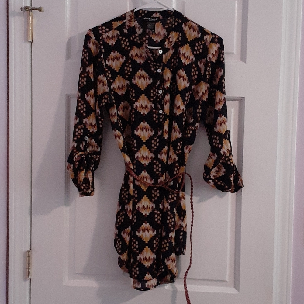 Long blouse with belt